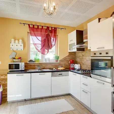 Oliva Villa *