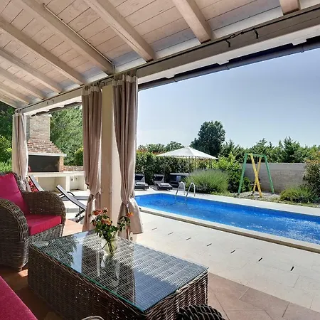 Villa Oliva Krnica