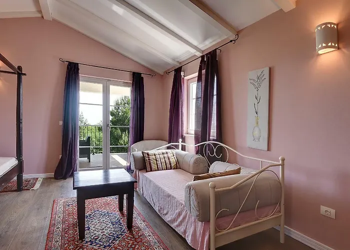 빌라 Oliva 크르니카