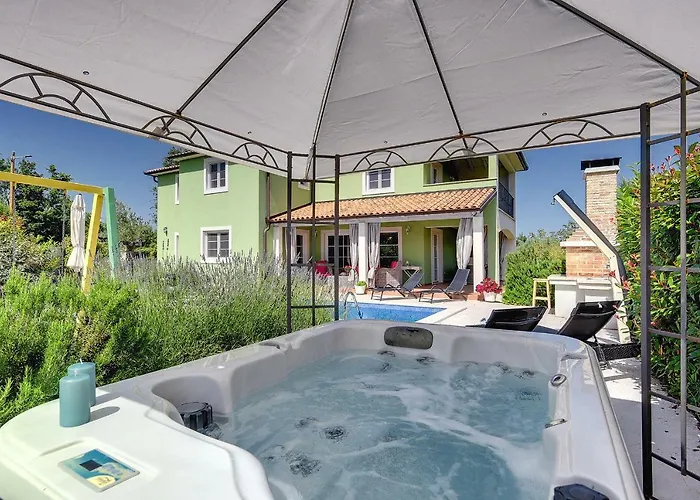 빌라 Oliva 크르니카